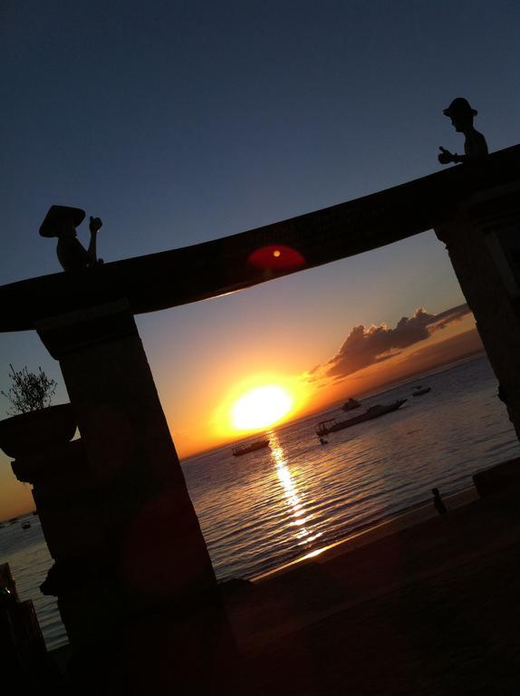 Sunset Cave Villas Lembongan นูซาเลมโบงัน ภายนอก รูปภาพ