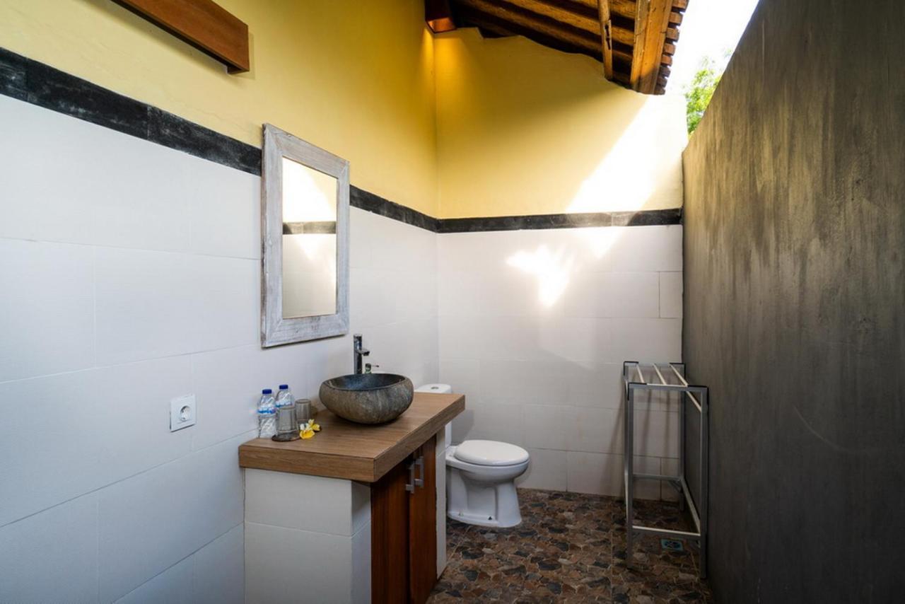 Sunset Cave Villas Lembongan นูซาเลมโบงัน ภายนอก รูปภาพ